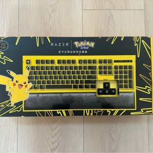 RAZER x Pokemon Pikachu Special Edition Gaming Keyboard + Rest